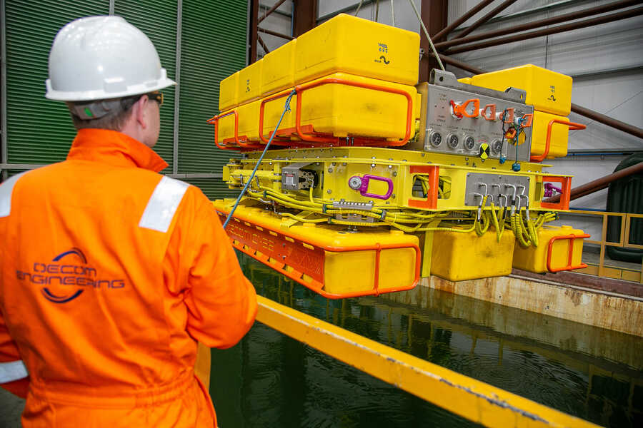 Decom Engineering's C1-32 Chopsaw undergoing bouancy testing at Legasea test tank