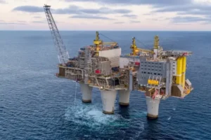 The Troll A platform in the North Sea | Photo: Jan Arne Wold/Elisabeth Sahl - Equino