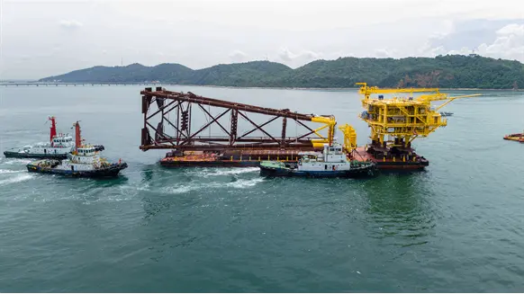 Sapura Energy Secures $716.7MM of Drilling Contracts