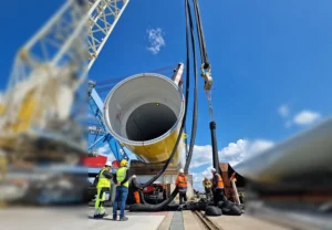 The Lift-Tex® Extreema® Black Belt Sling™ in use