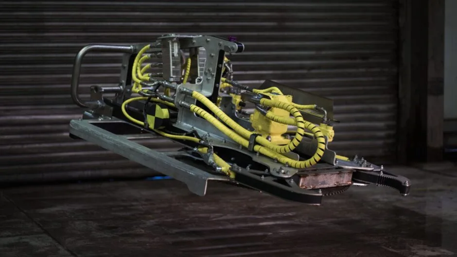 Decom Engineering's C1-16 ultra light chopsaw.