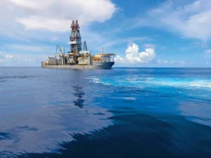 Transocean rig embarks on its Gulf of America drilling job with BP