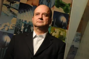 Forecasts for late 2025 range from $55 to $70, with geopolitical risks in play