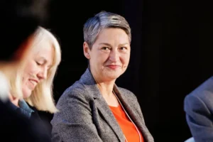 Carol Howle (centre) is executive vice president, trading and shipping at BP and became deputy CEO of the oil major on 2 April.