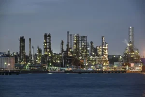 oil-refinery