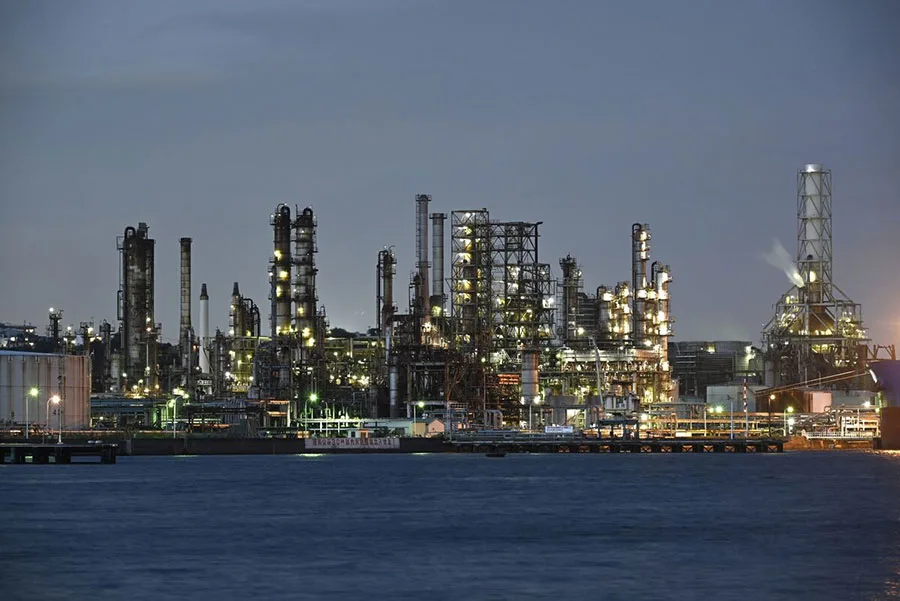 oil-refinery