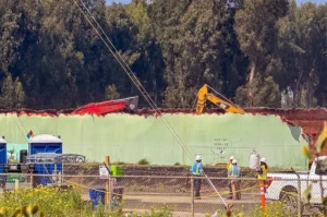Chevron Continues the Decommission of Oil Facilities in Carpinteria Including Pipeline Removal