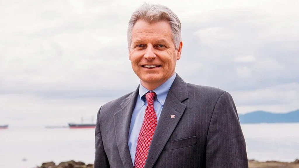 Kevin Mackay has worked for ConocoPhillips, Phillips 66 and AET Inc and was CEO of Teekay Tankers for 10 years (source Teekay Tankers)