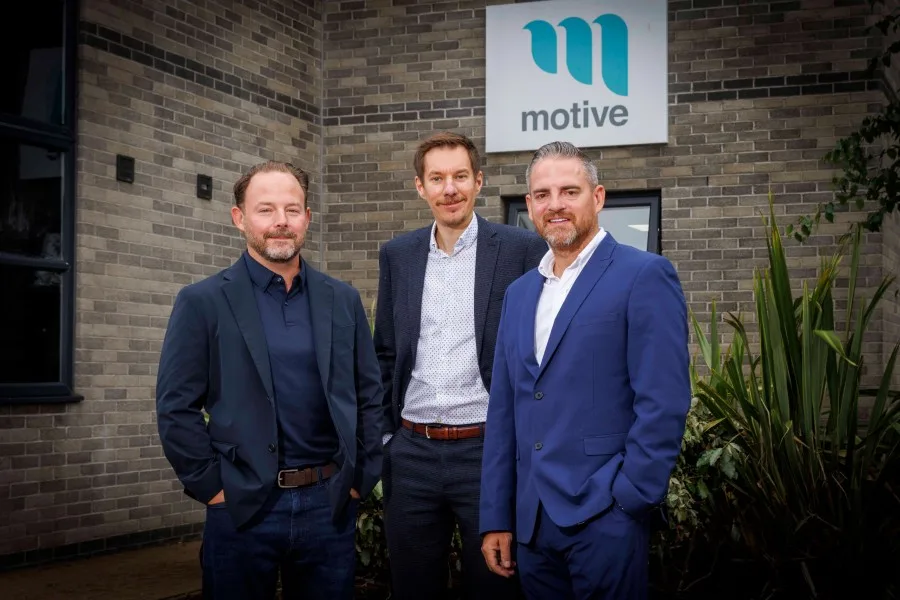 L–R: Declan Slattery (Chief Operating & Financial Officer, Motive) – Greg Smith (Operations Director, C-Kore) – Dave Acton (CEO, Motive)