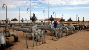 Egypt boosts oil production in Western Desert
