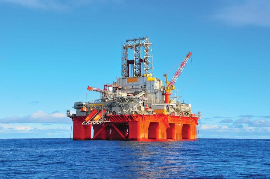 Transocean Barents drilling continues as OMV Petrom nears Neptun Deep well total