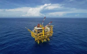 CNOOC Puts 16 MW Floating Wind Turbine Powering Lufeng Oilfield Into Operation