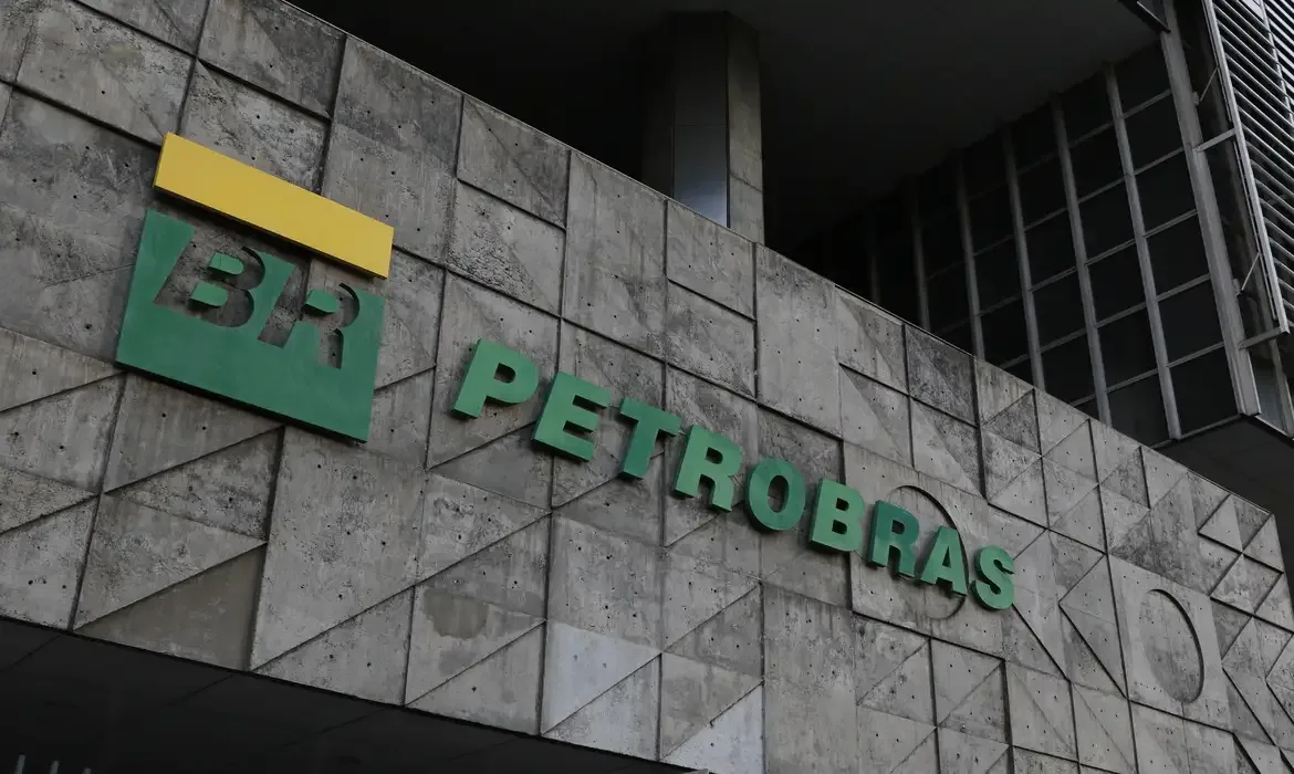 Petrobras negotiates oil exploration in Ghana